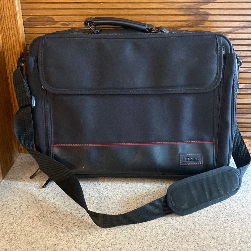Targus Black Canvas Laptop Messenger Bag